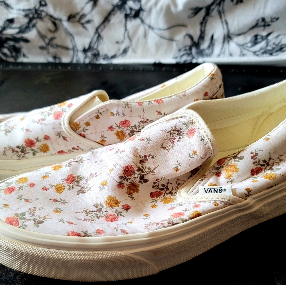 Womens vans slip on